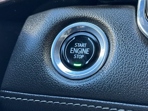 Certified 2023 Chevrolet Colorado LT w/ LT Convenience Package image 28