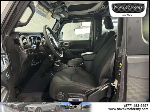 Used 2023 Jeep Wrangler Sport AWD/4WD image 15