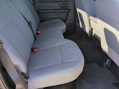 Used 2018 RAM 1500 ST w/ SXT Appearance Group image 20