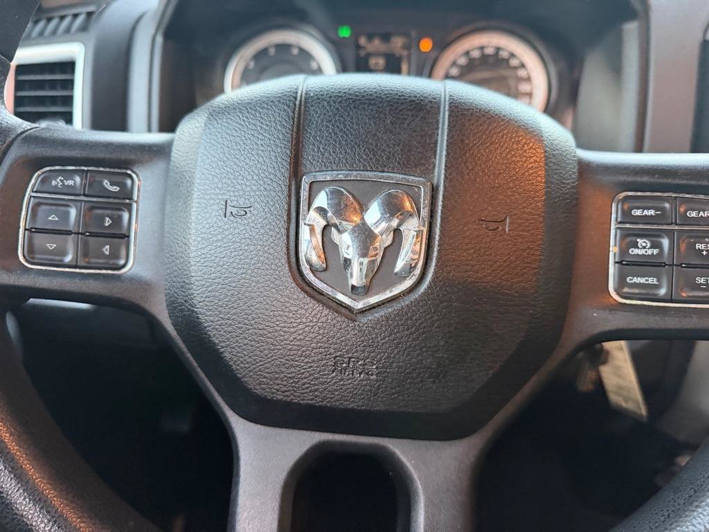 Used 2015 RAM 1500 Classic SLT RWD image 19
