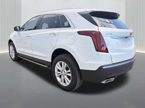 Used 2022 Cadillac XT5 Luxury FWD image 3