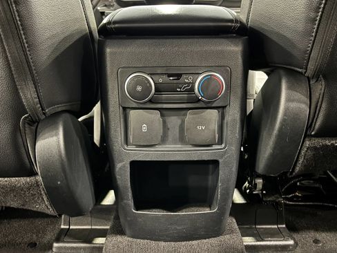 Used 2021 Ford Explorer XLT w/ Equipment Group 202A RWD image 25