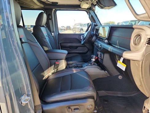 New 2026 Jeep Wrangler Unlimited Rubicon AWD/4WD image 43