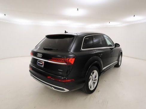 Used 2023 Audi Q7 3.0T Premium Plus image 3