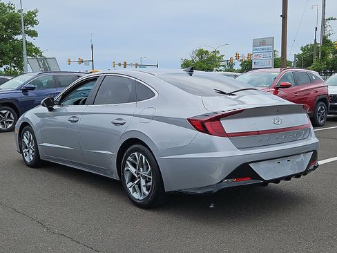 Certified 2023 Hyundai Sonata SEL w/ Cargo Package FWD image 4