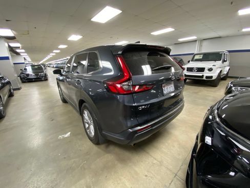Used 2024 Honda CR-V EX image 4