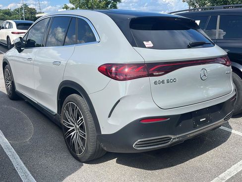 Used 2023 Mercedes-Benz EQE 500 4MATIC SUV image 7