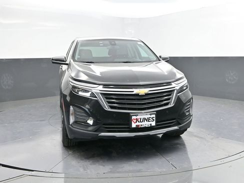 Used 2024 Chevrolet Equinox LT image 3