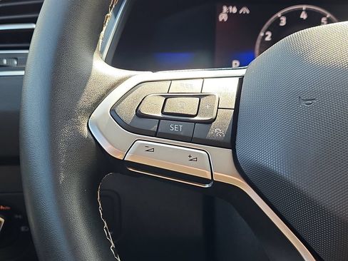 Certified 2022 Volkswagen Tiguan SE AWD/4WD image 23