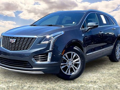 Certified 2023 Cadillac XT5 Premium Luxury AWD/4WD image 3