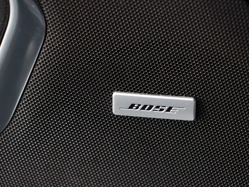 Used 2023 GMC Yukon SLT image 24