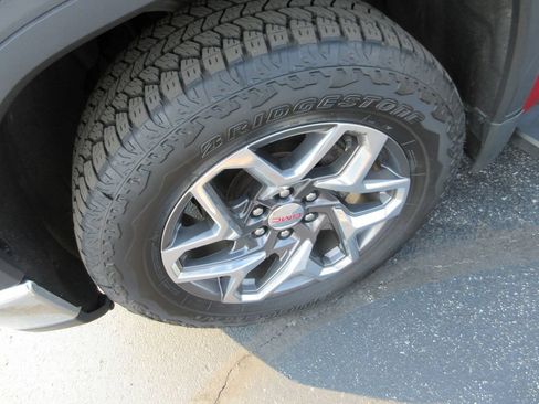 Certified 2023 GMC Sierra 1500 SLT w/ SLT Premium Package AWD/4WD image 14