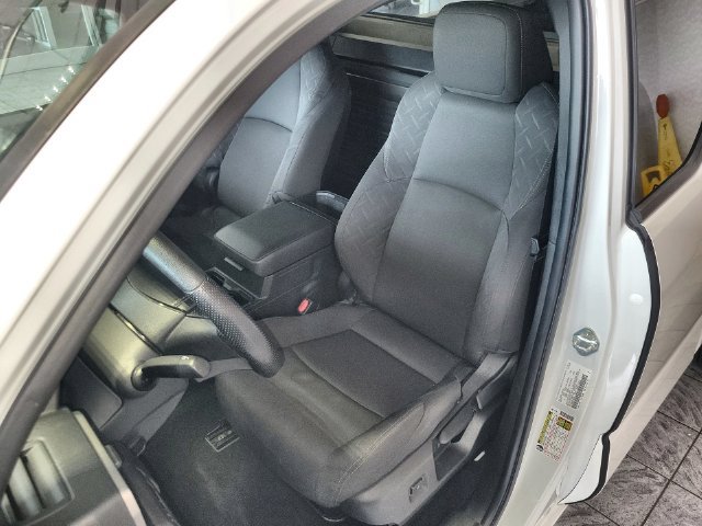 Used 2024 Toyota Tacoma SR RWD image 11