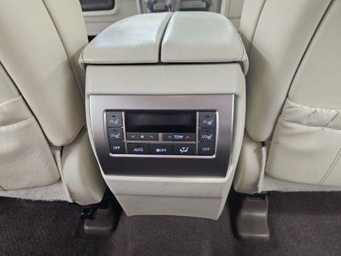 Used 2019 Lexus GX 460 Luxury AWD/4WD image 37