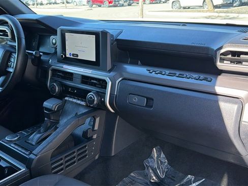 Certified 2024 Toyota Tacoma SR5 image 39