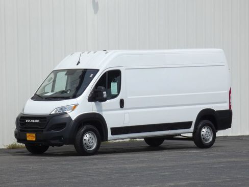 Used 2023 RAM ProMaster 2500 FWD image 30