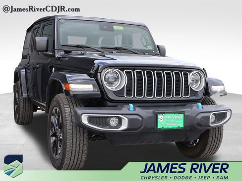 Used 2024 Jeep Wrangler Unlimited Sahara AWD/4WD image 6