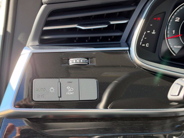 Used 2025 Audi Q7 3.0T Premium Plus AWD/4WD image 23