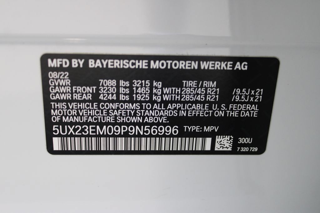 Used 2023 BMW X7 xDrive40i AWD/4WD image 32