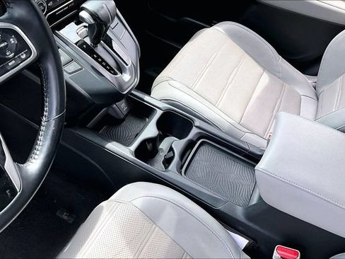 Used 2017 Honda CR-V Touring image 18