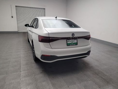 Used 2025 Volkswagen Jetta Sport FWD image 6