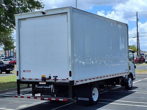 New 2025 Chevrolet Low Cab Forward image 4