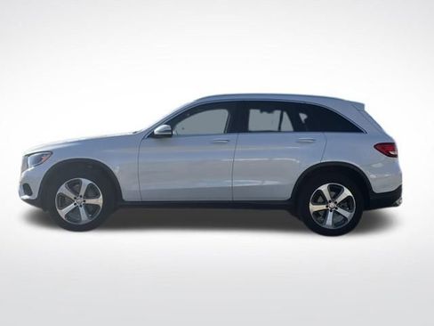 Used 2017 Mercedes-Benz GLC 300 4MATIC image 6