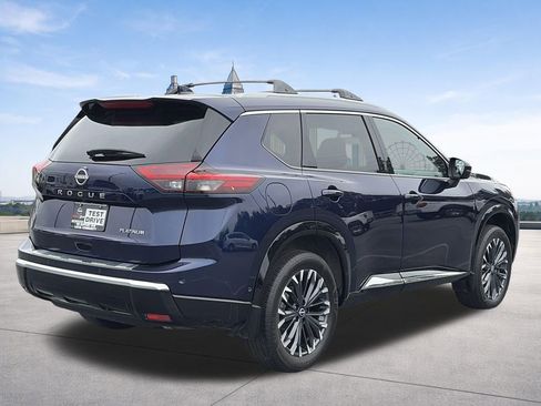 Certified 2025 Nissan Rogue Platinum w/ Platinum Premium Package FWD image 5