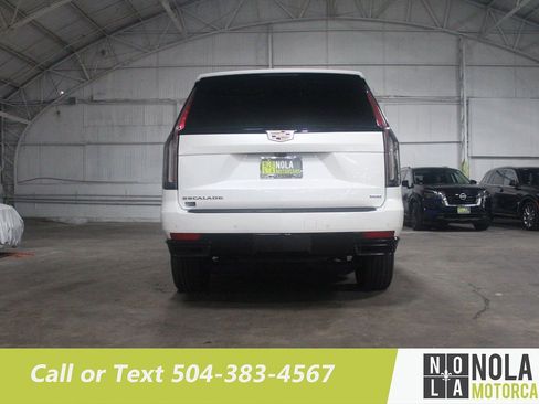 Used 2021 Cadillac Escalade ESV Sport w/ Heavy-Duty Trailer Package image 13