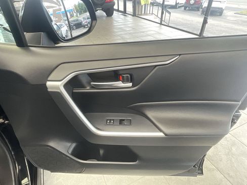 Used 2023 Toyota RAV4 XLE Premium AWD/4WD image 8
