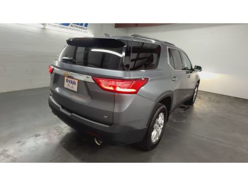 Used 2021 Chevrolet Traverse LT FWD image 8