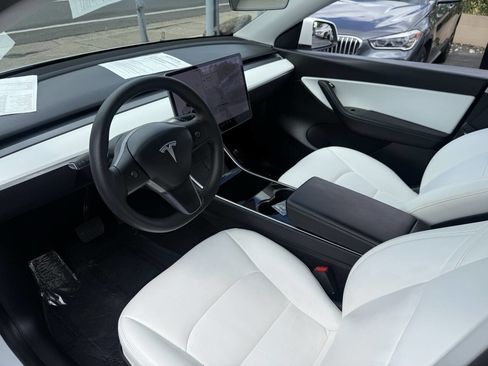 Used 2020 Tesla Model Y Long Range AWD/4WD image 11