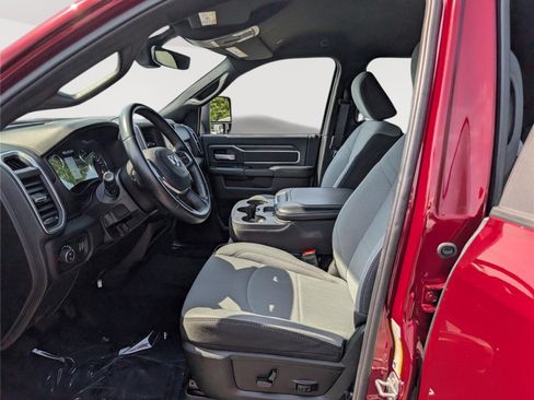 Used 2024 RAM 2500 Big Horn AWD/4WD image 14
