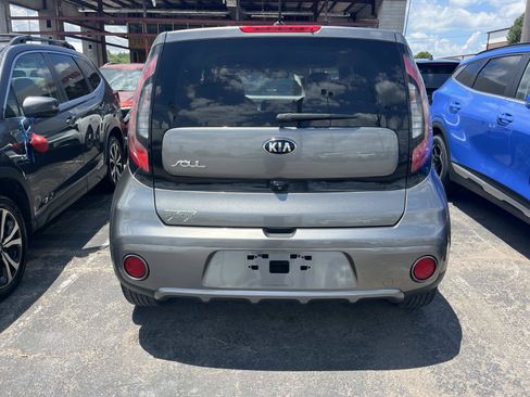 Used 2019 Kia Soul + FWD image 6