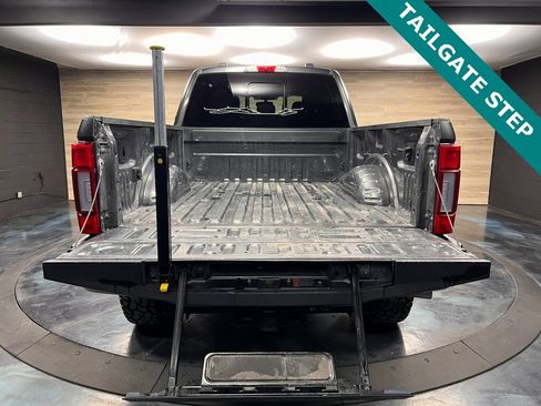 Used 2020 Ford F350 Platinum w/ FX4 Off-Road Package image 24