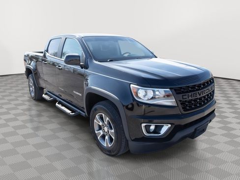 Used 2019 Chevrolet Colorado Z71 image 3