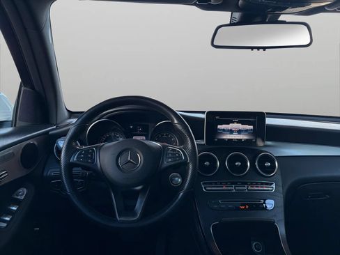 Used 2019 Mercedes-Benz GLC 300 4MATIC image 28