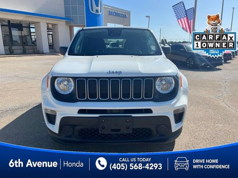Used 2023 Jeep Renegade Latitude AWD/4WD image 2
