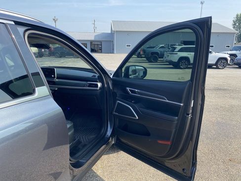 Used 2020 Kia Telluride S AWD/4WD image 40