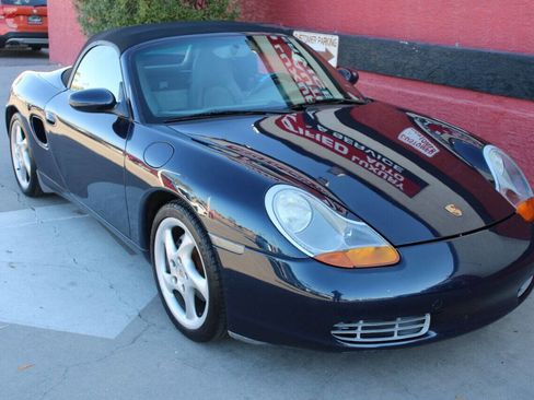 Used 2000 Porsche Boxster image 11