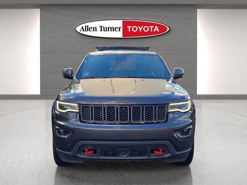 Used 2021 Jeep Grand Cherokee Trailhawk w/ Premium Lighting Group image 4