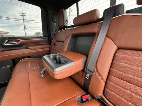 Used 2024 GMC Sierra 2500 Denali Ultimate w/ Max Trailering Package AWD/4WD image 36