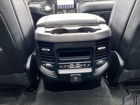 Certified 2024 RAM 1500 Limited image 17