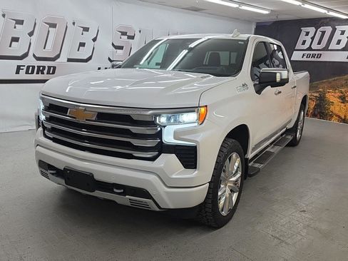 Used 2023 Chevrolet Silverado 1500 High Country w/ High Country Premium Package image 18