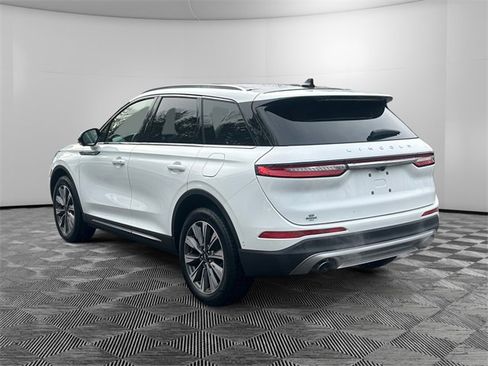 Used 2022 Lincoln Corsair Reserve w/ Equipment Group 201A image 3