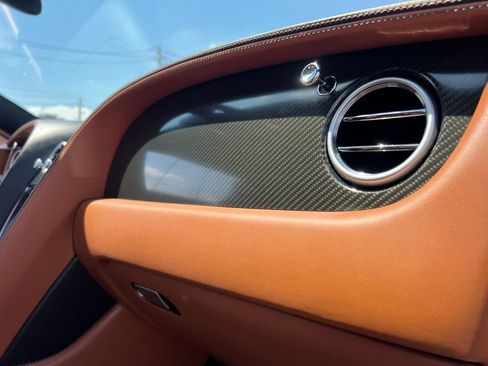 Used 2014 Bentley Continental GT image 29