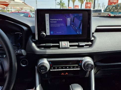 Certified 2025 Toyota RAV4 XLE AWD/4WD image 22
