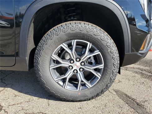 New 2026 GMC Acadia AT4 w/ Luxury Package image 5