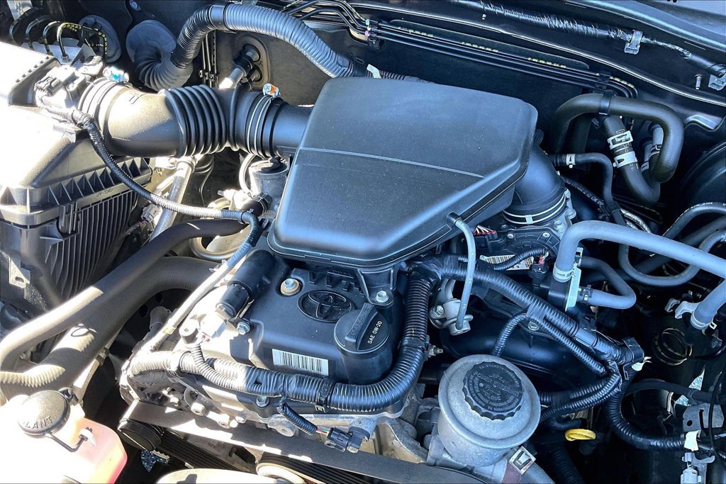 Used 2020 Toyota Tacoma SR w/ SR Convenience Package RWD image 35