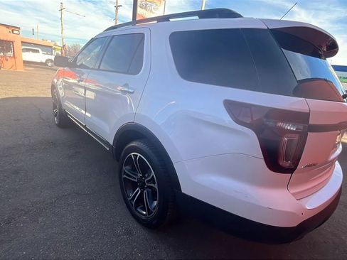 Used 2013 Ford Explorer Sport image 3